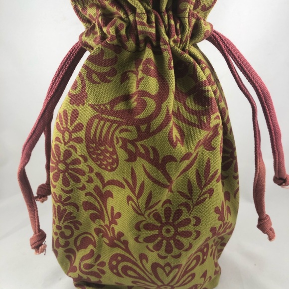 2 True Tote Canvas Wine Bottle Bags - Olive and Burgundy Floral Print - Picture 4 of 7